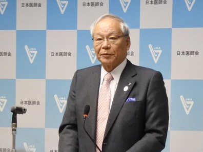 日医・横倉会長、18年度改定に一定の評価のサムネイル画像