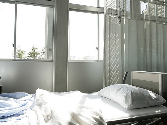 24年度の病院経営定期調査を開始のサムネイル画像